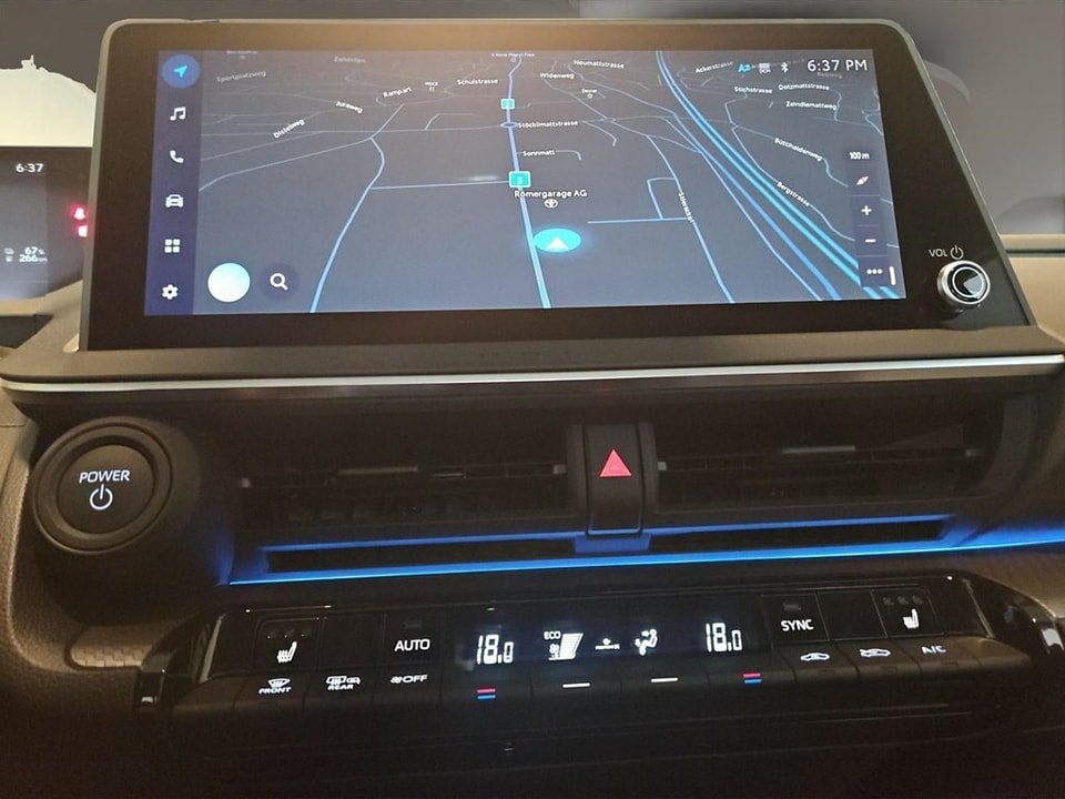 TOYOTA Prius 2.0 Plug-In-Hybrid Style 2024