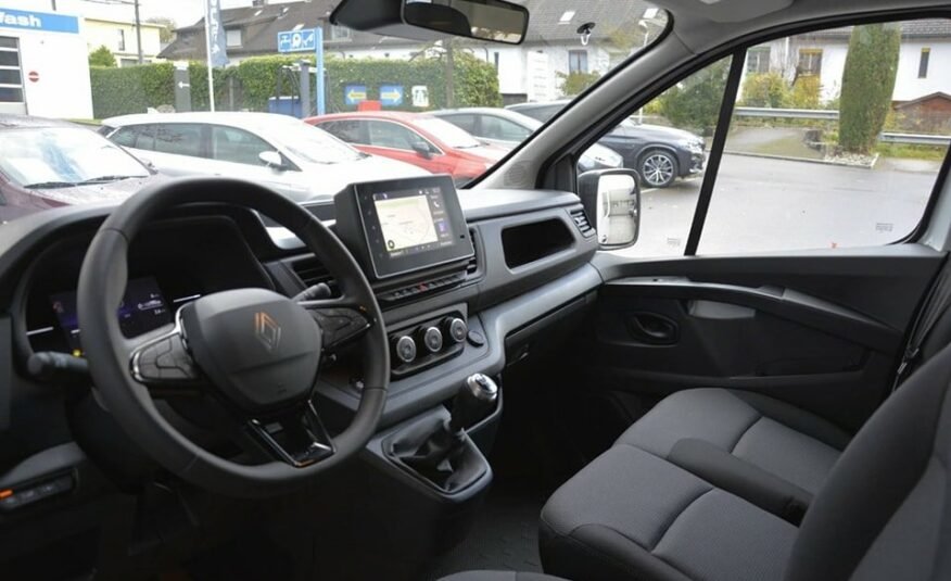 RENAULT Trafic fourgon Advance KW L2H1 2.0 Blue dCi 150 E NEUF