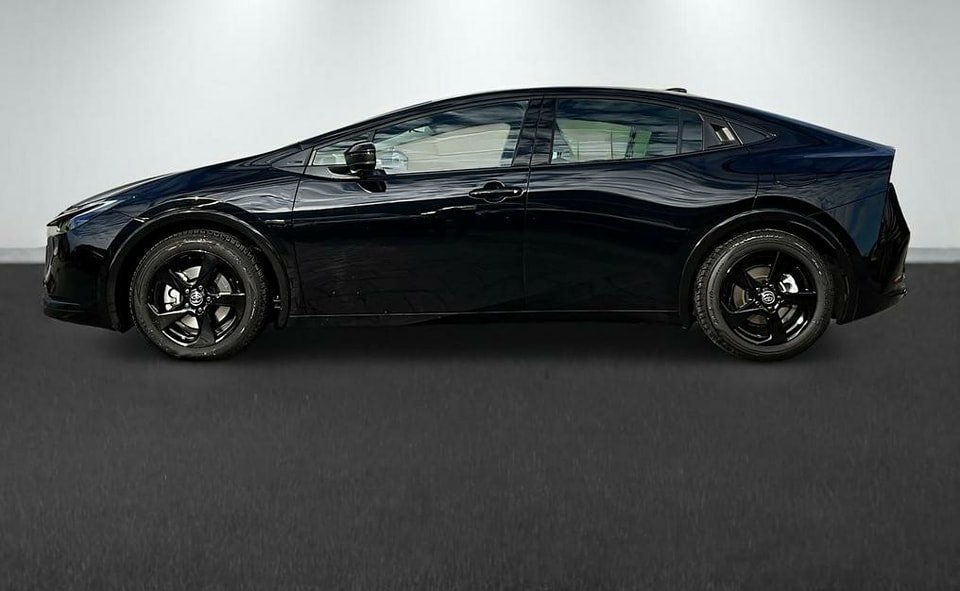 TOYOTA Prius 2.0 Plug-In-Hybrid Style 2024