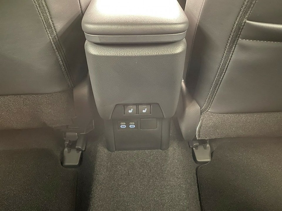 TOYOTA Prius Plug-in Hybrid 2.0 Premium 2024