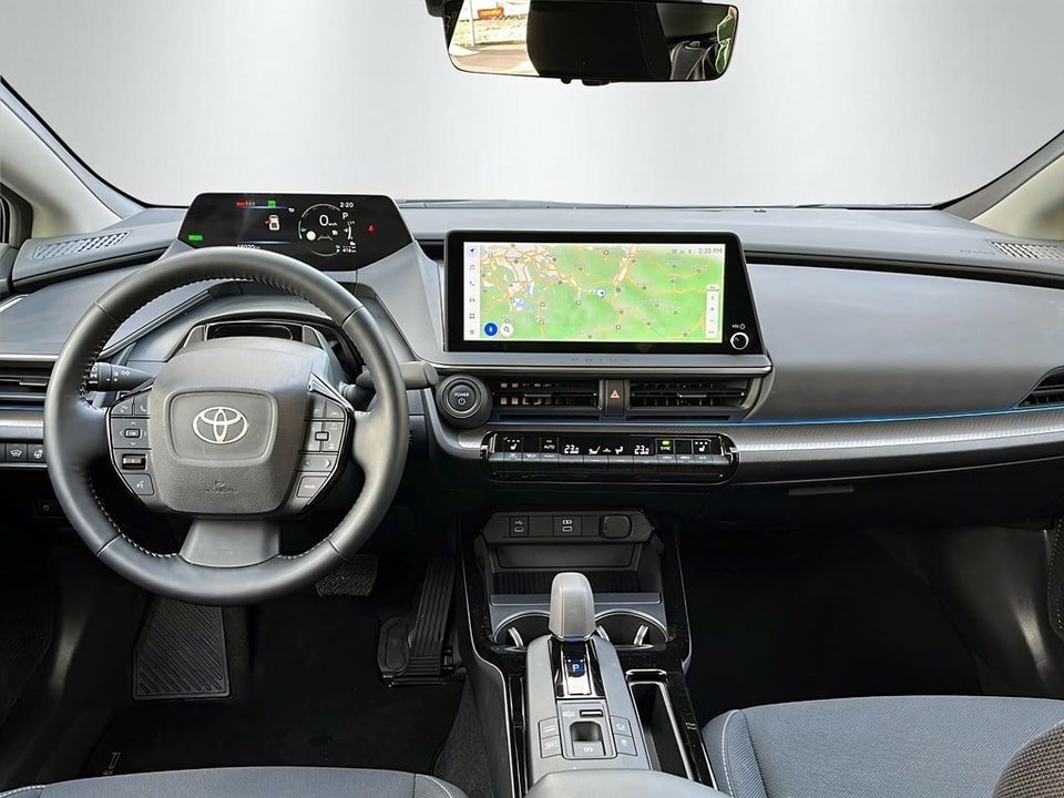 TOYOTA Prius 2.0 Plug-In-Hybrid Style 2024