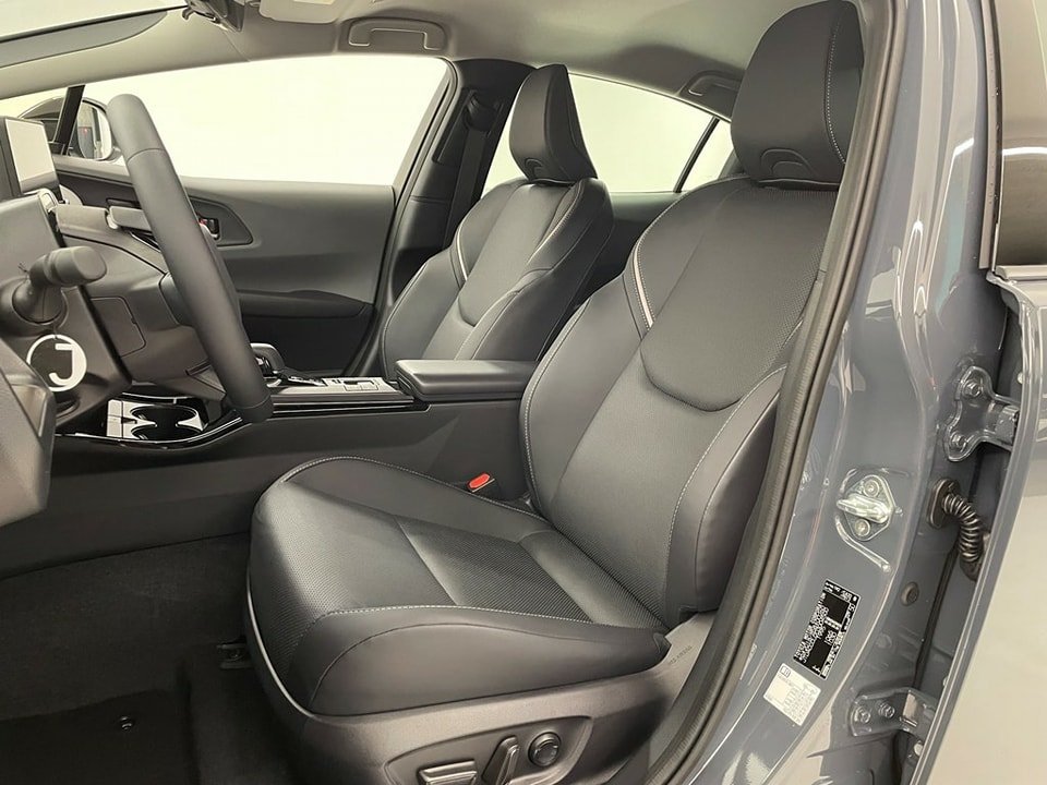 TOYOTA Prius Plug-in Hybrid 2.0 Premium 2024