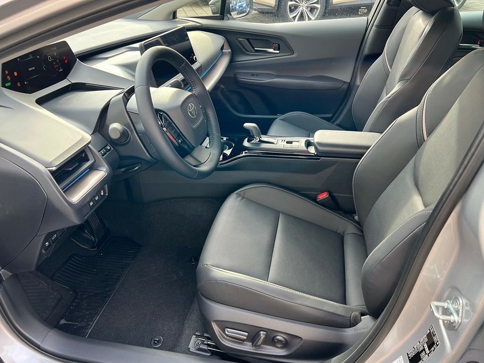 TOYOTA Prius 2.0 Plug-In-Hybrid Premium 2024 NEUF