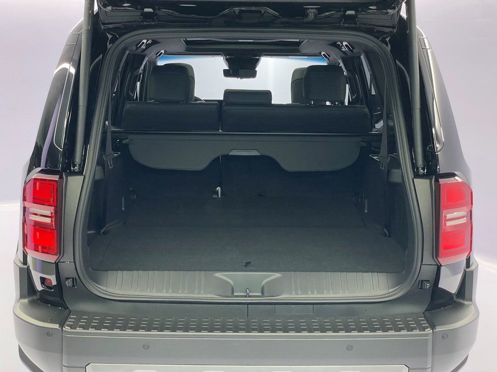 TOYOTA Land Cruiser 2.8 D 230 Invincible AWD
