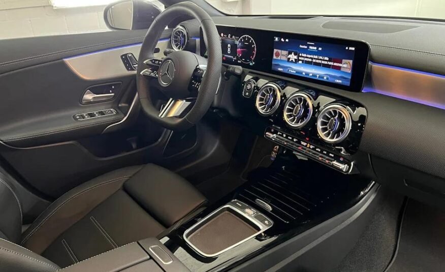 Mercedes-Benz CLA-Klasse CLA Shooting Brake 250 4Matic 7G-DCT AMG Line