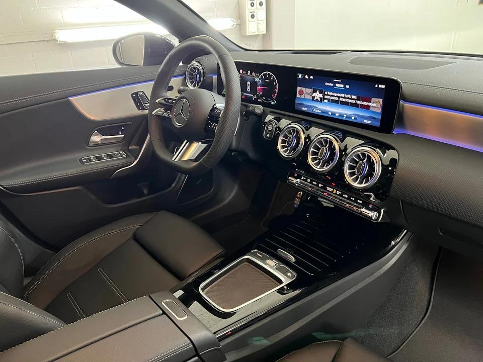 Mercedes-Benz CLA-Klasse CLA Shooting Brake 250 4Matic 7G-DCT AMG Line