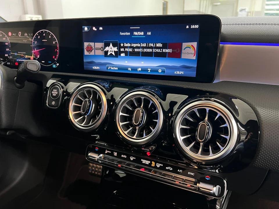 Mercedes-Benz CLA-Klasse CLA Shooting Brake 250 4Matic 7G-DCT AMG Line