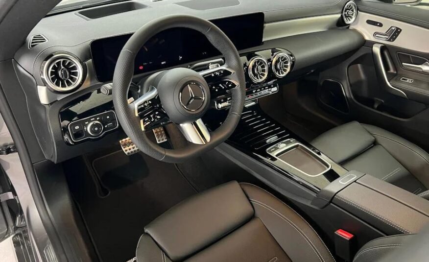 Mercedes-Benz CLA-Klasse CLA Shooting Brake 250 4Matic 7G-DCT AMG Line