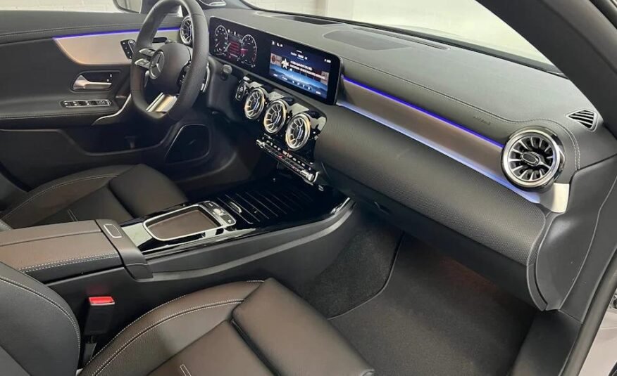 Mercedes-Benz CLA-Klasse CLA Shooting Brake 250 4Matic 7G-DCT AMG Line