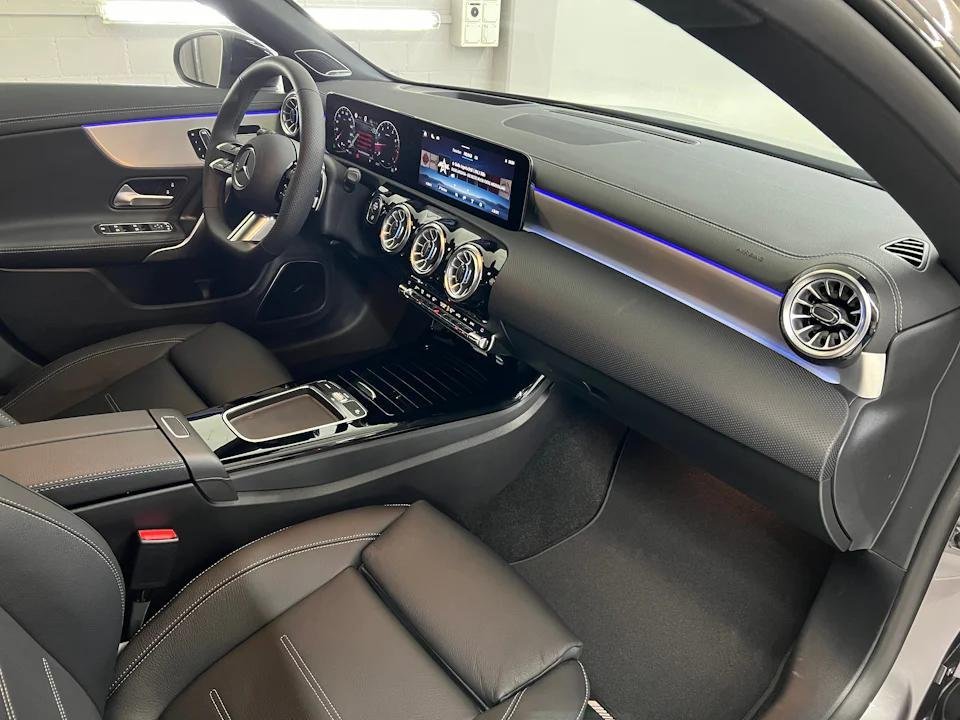 Mercedes-Benz CLA-Klasse CLA Shooting Brake 250 4Matic 7G-DCT AMG Line