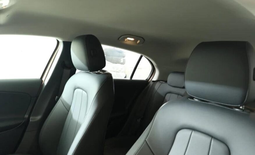 Mercedes-Benz CLA-Klasse A 200 4Matic Progressive 8G-DCT