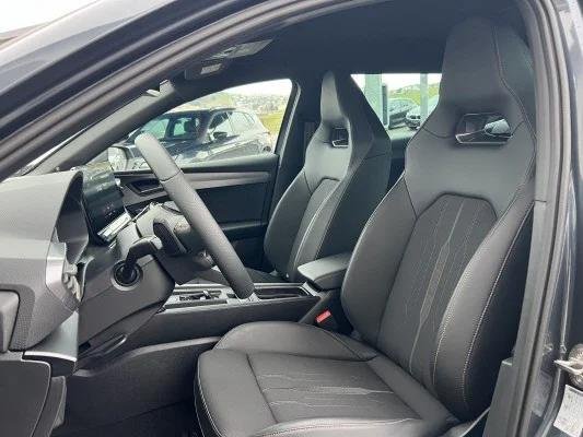 SEAT Leon ST 2.0 TSI VZ DSG 4D