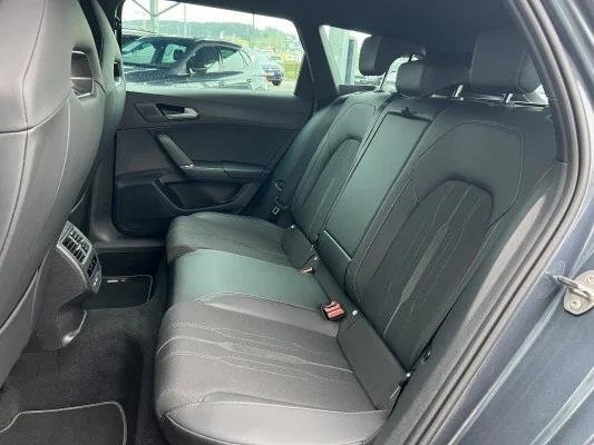SEAT Leon ST 2.0 TSI VZ DSG 4D