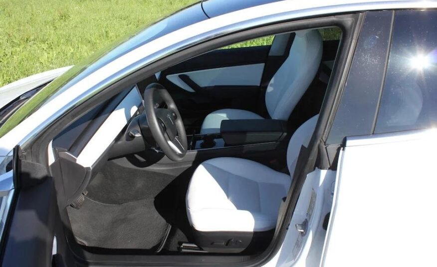 Tesla Model 3 Long Range Dual Motor AWD