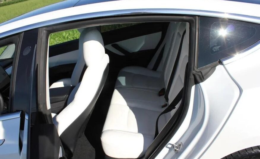 Tesla Model 3 Long Range Dual Motor AWD