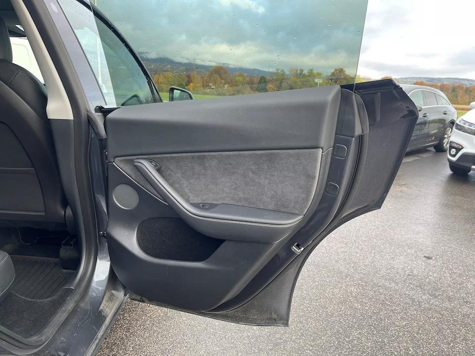 Tesla Model Y Long Range