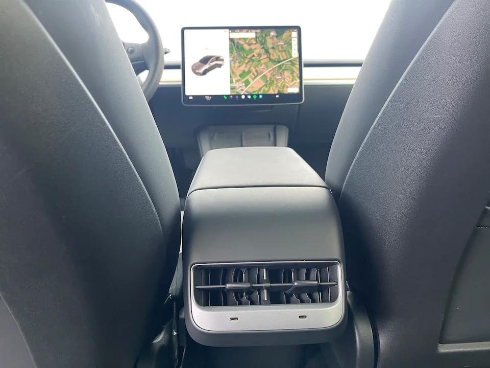Tesla Model Y Long Range
