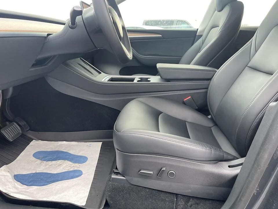 Tesla Model Y Long Range