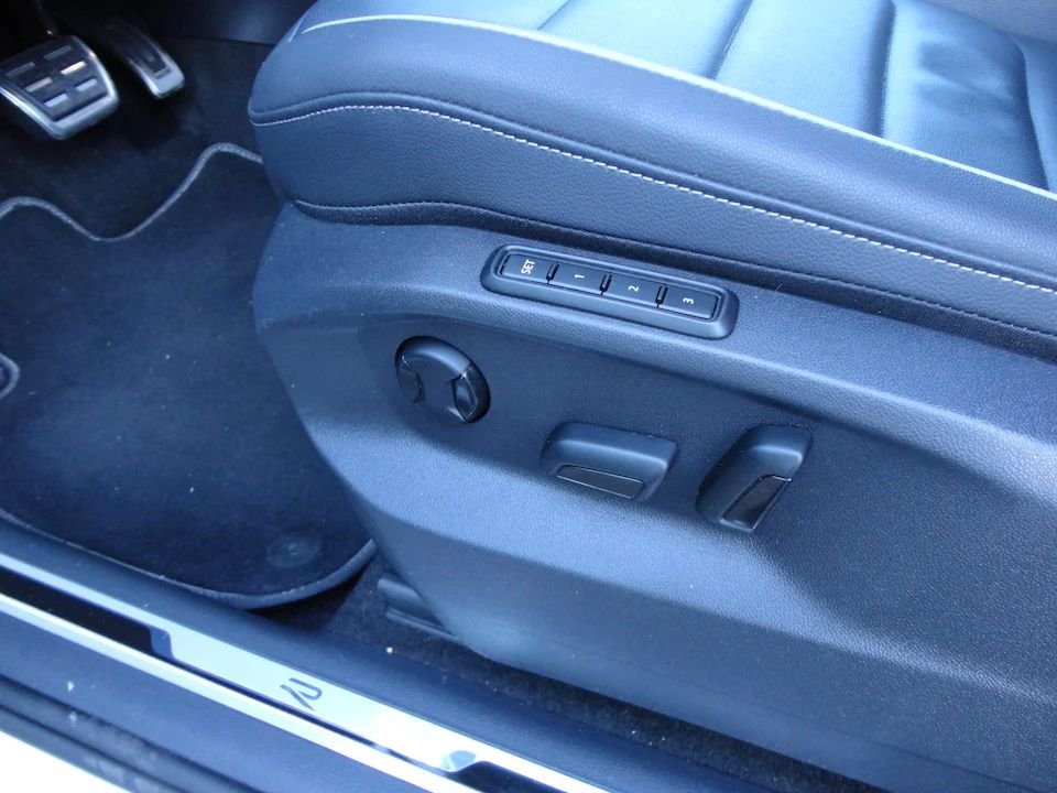 VW Tiguan 2.0 TSI R-Line DSG