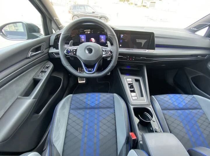 VW Golf VII 2.0 TSI R 310 DSG 4motion