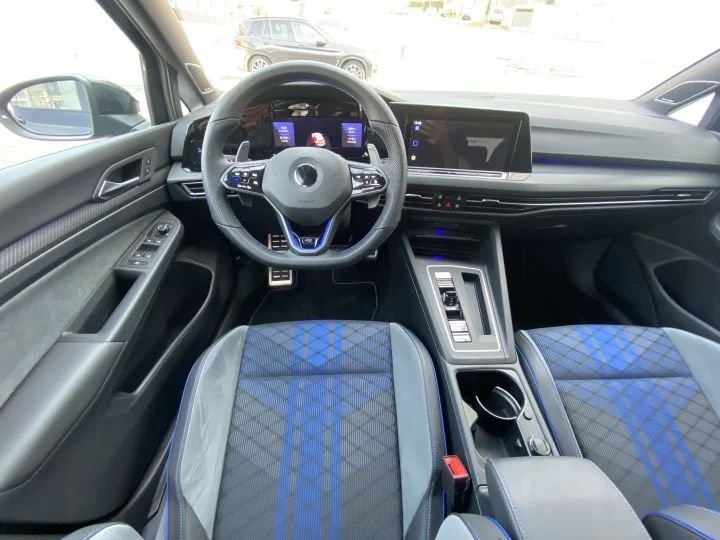 VW Golf VII 2.0 TSI R 310 DSG 4motion